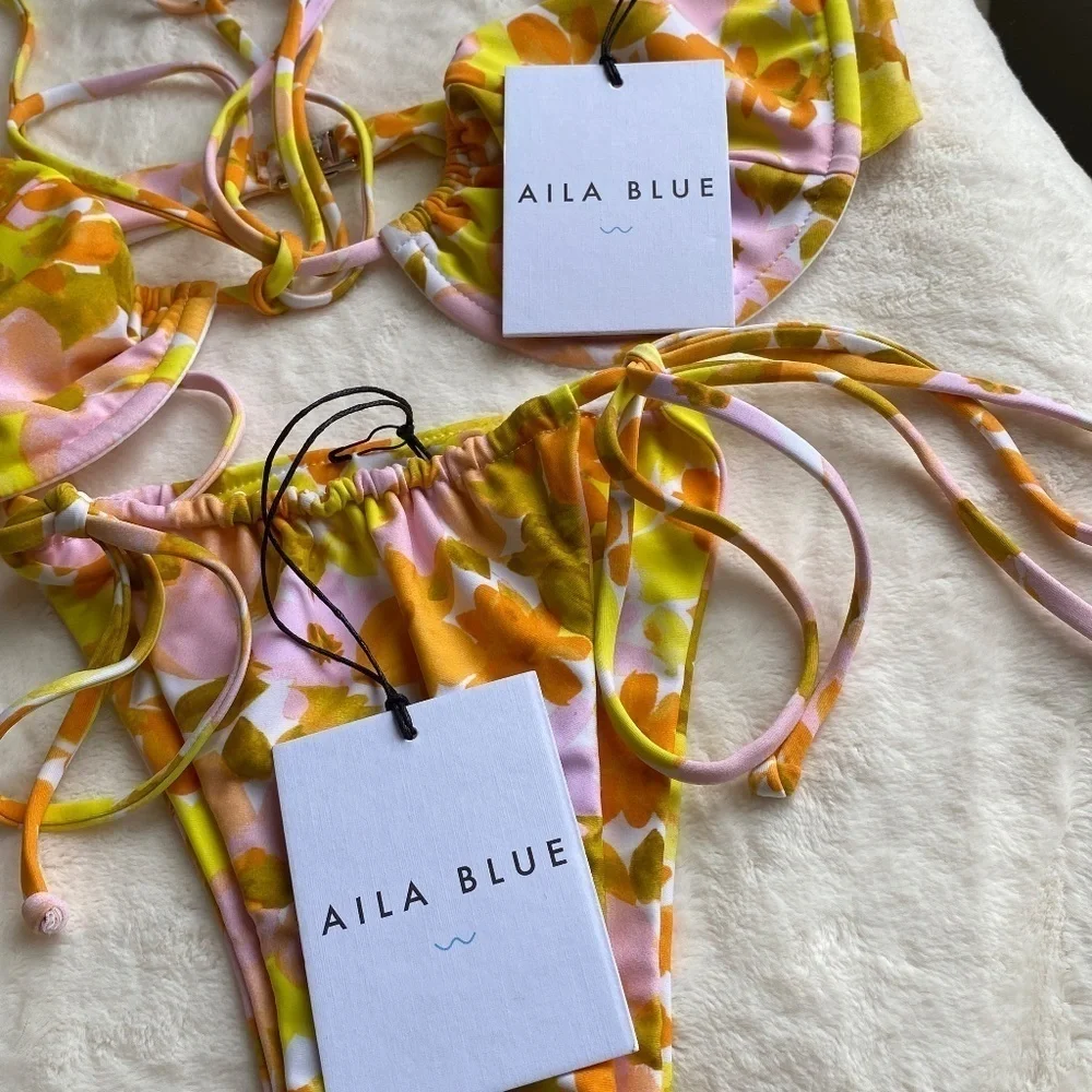New! SET! Aila Blue bikini palm blooms floral Emilia Gaia 14628